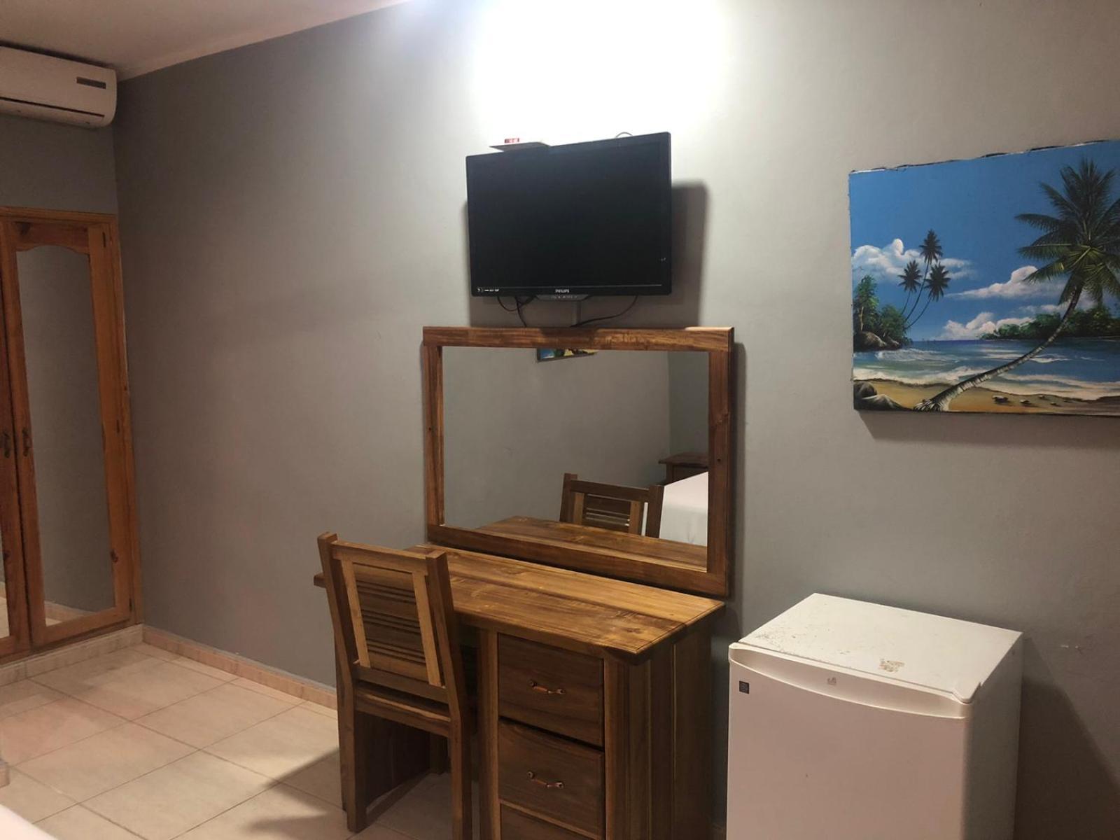 Hotel Cambri Нагуа Экстерьер фото