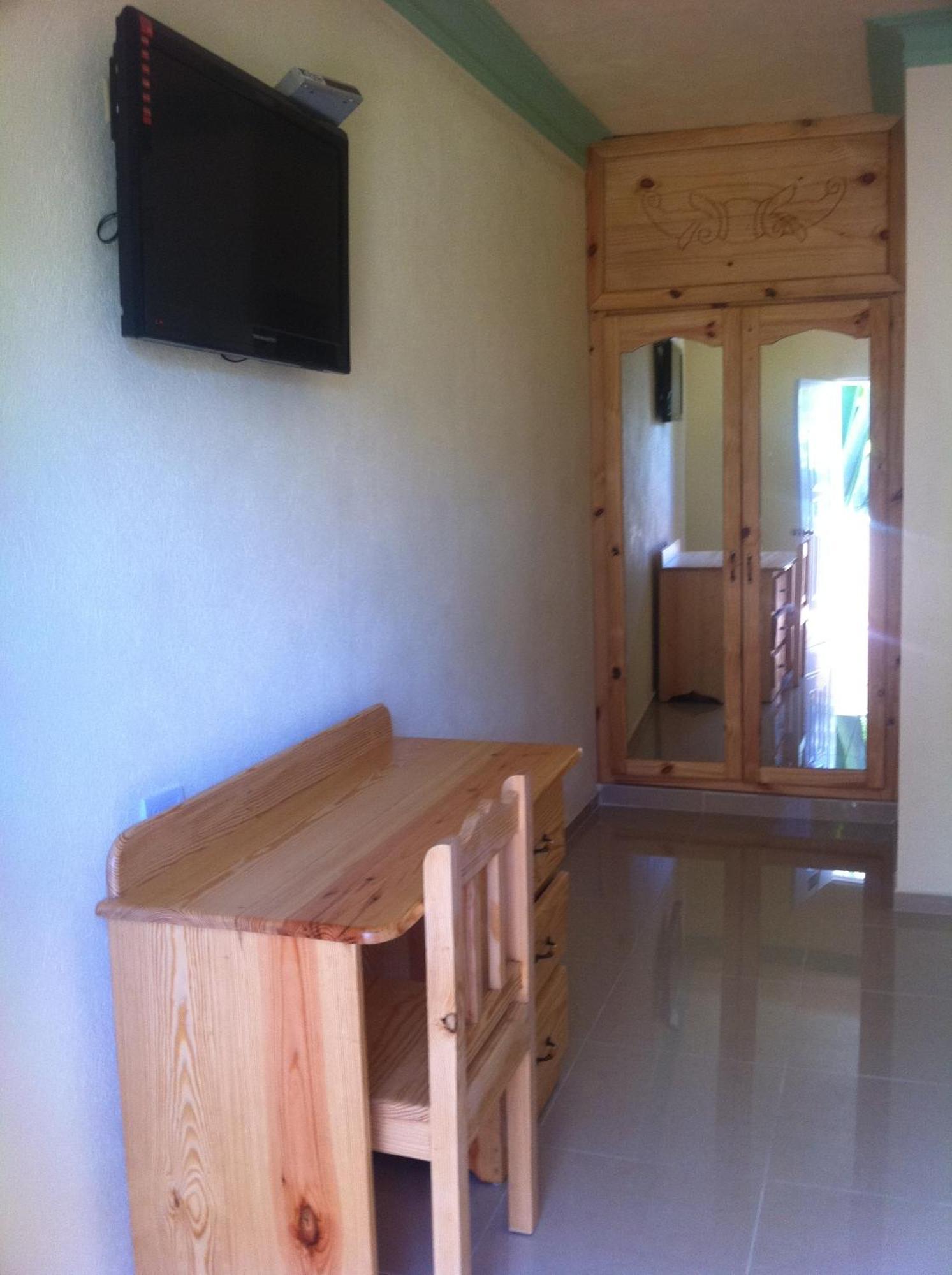 Hotel Cambri Нагуа Экстерьер фото